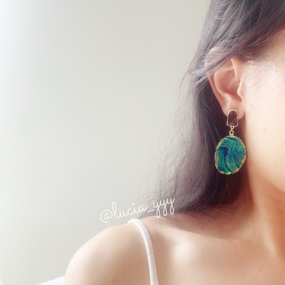 Ocean inspired stylish earrings - Picture 6 of 6